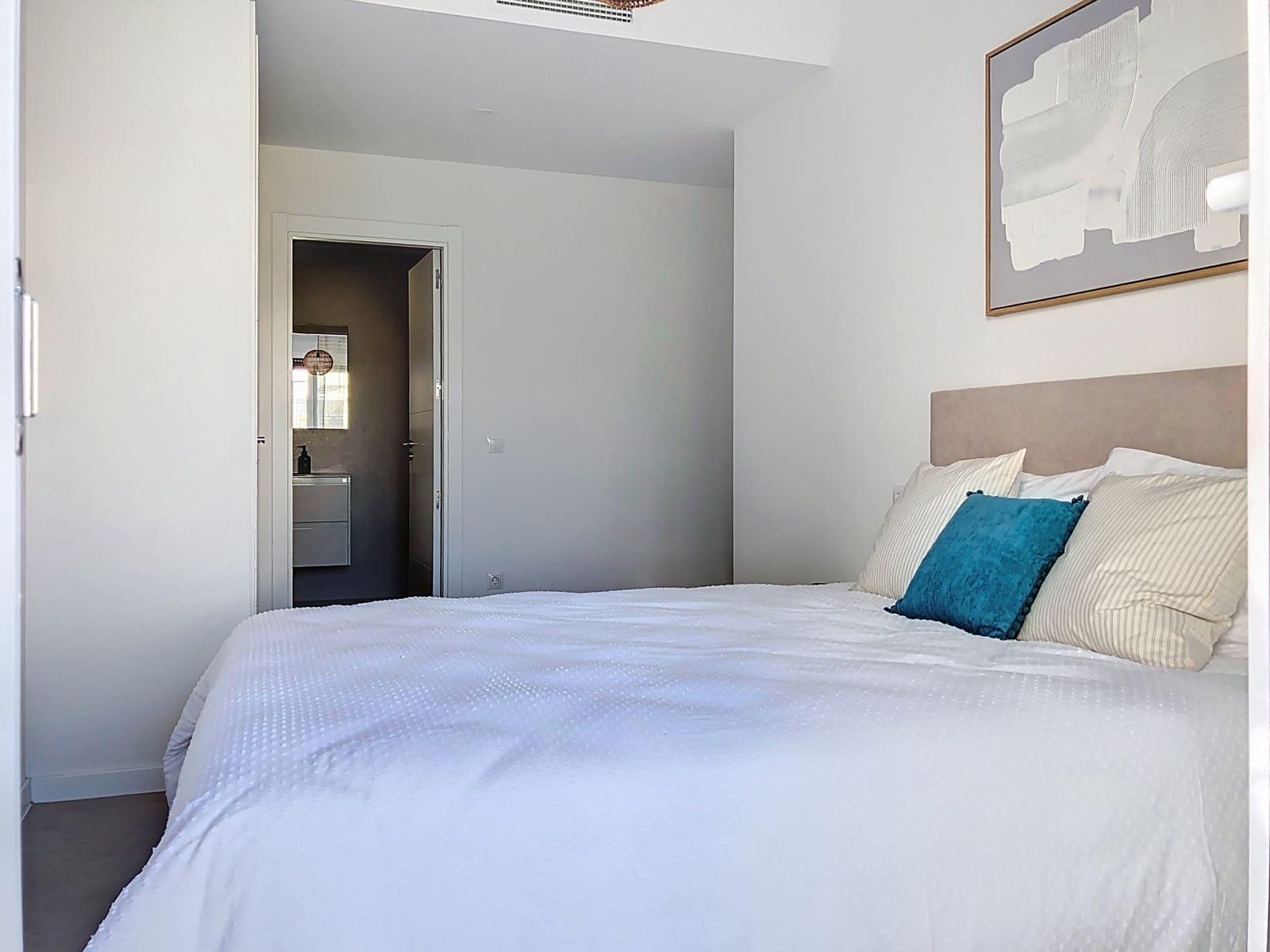 3 soverom Leilighet til salgs i Estepona med garasje - € 385 000 (Ref: 9005237)