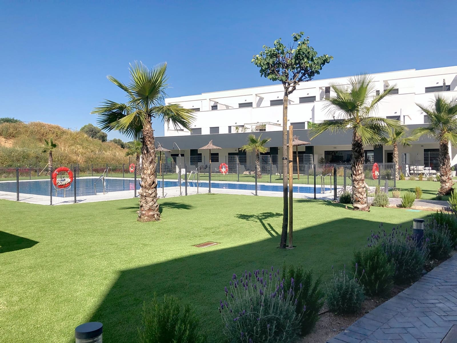 3 soverom Leilighet til salgs i Estepona med garasje - € 385 000 (Ref: 9005237)