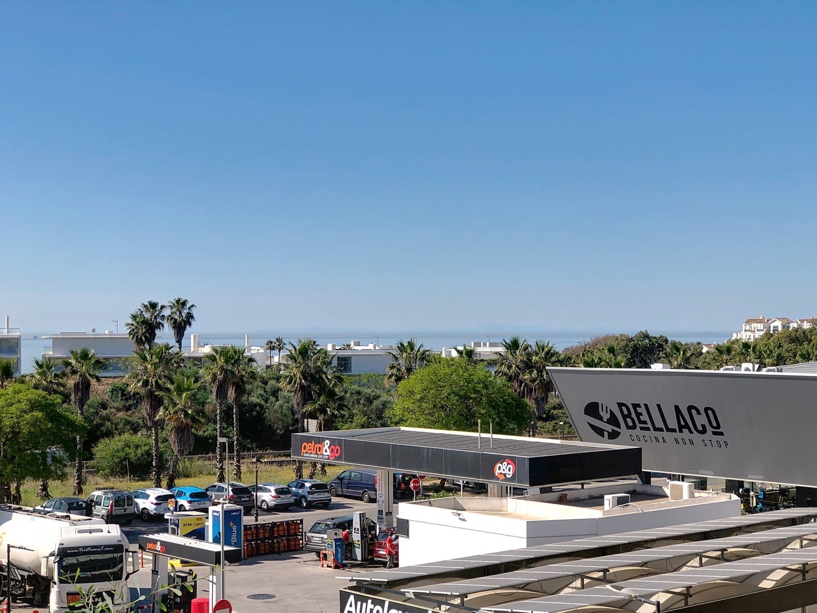 3 soverom Leilighet til salgs i Estepona med garasje - € 385 000 (Ref: 9005237)