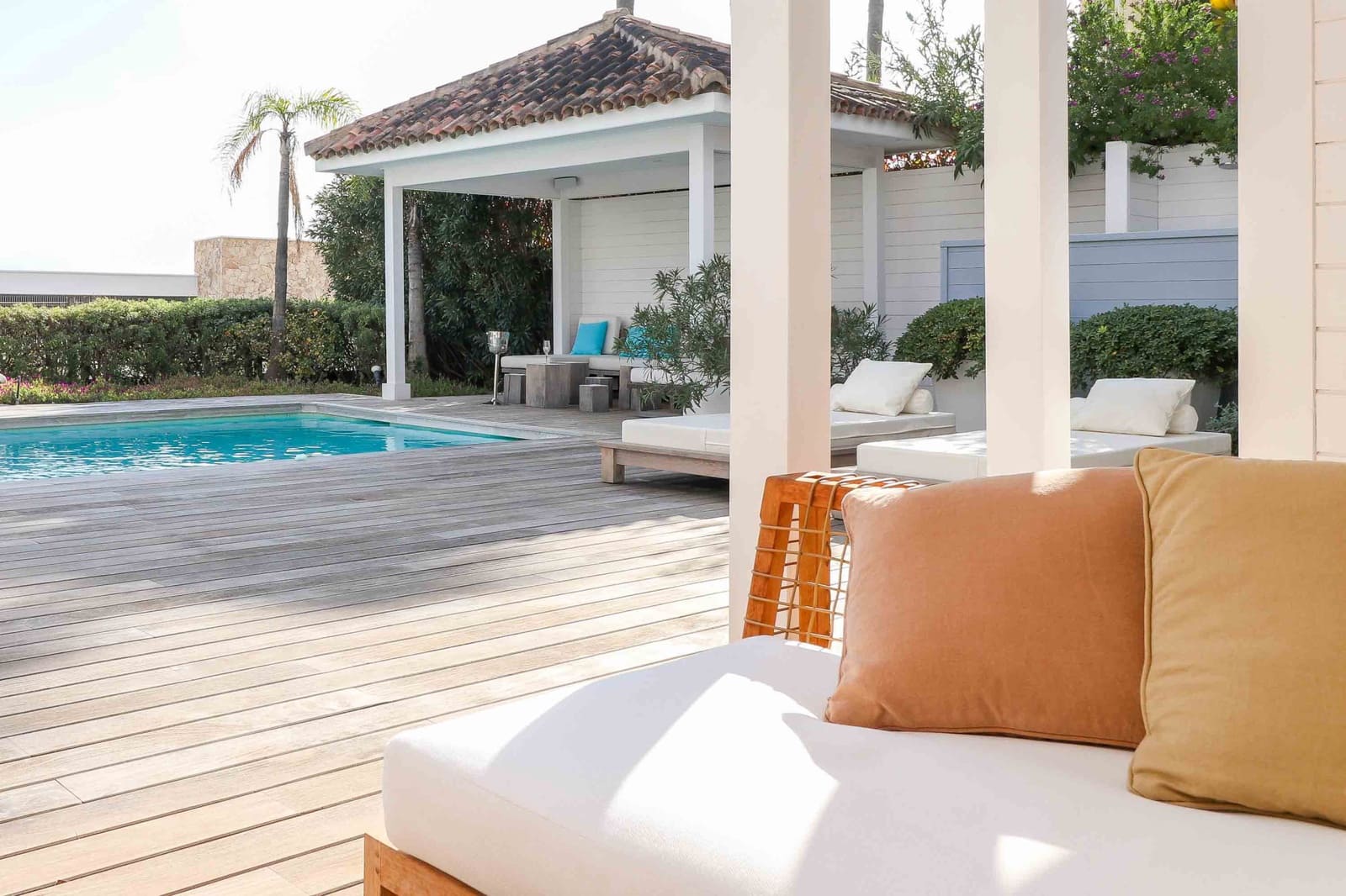 4 sovrum Villa till salu i Benahavis med pool garage - 1 850 000 € (Ref: 9026523)