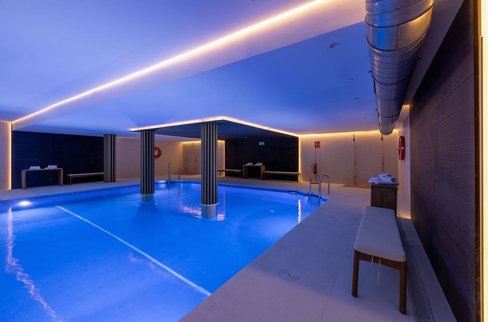 3 soverom Hus til salgs i Estepona med svømmebasseng garasje - € 574 750 (Ref: 9026524)