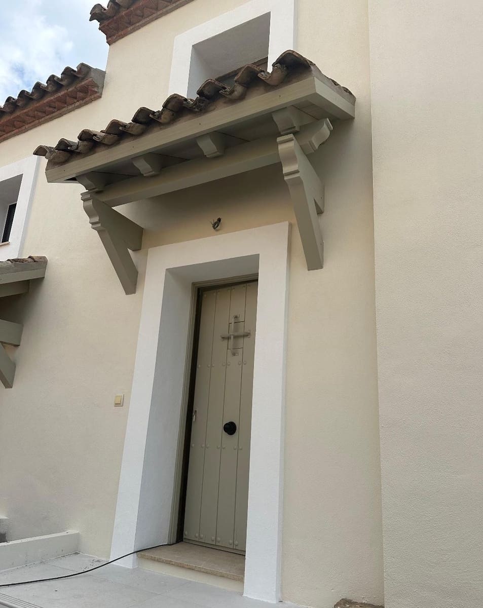 3 slaapkamer Huis te koop in Estepona met zwembad garage - € 470.250 (Ref: 9026525)