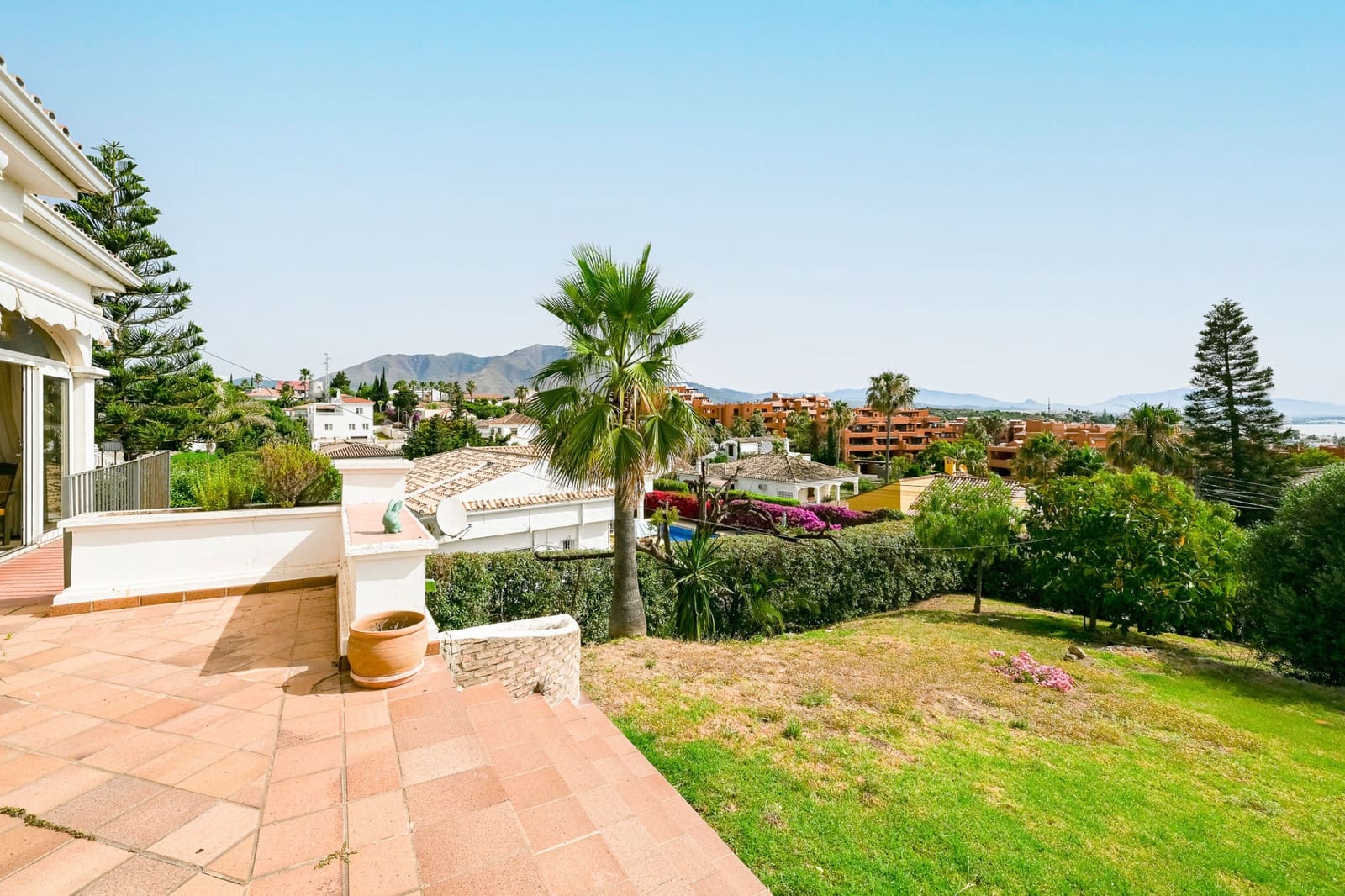 5 camera da letto Villa in vendita in Buenas Noches con piscina garage - 2.000.000 € (Rif: 9026526)