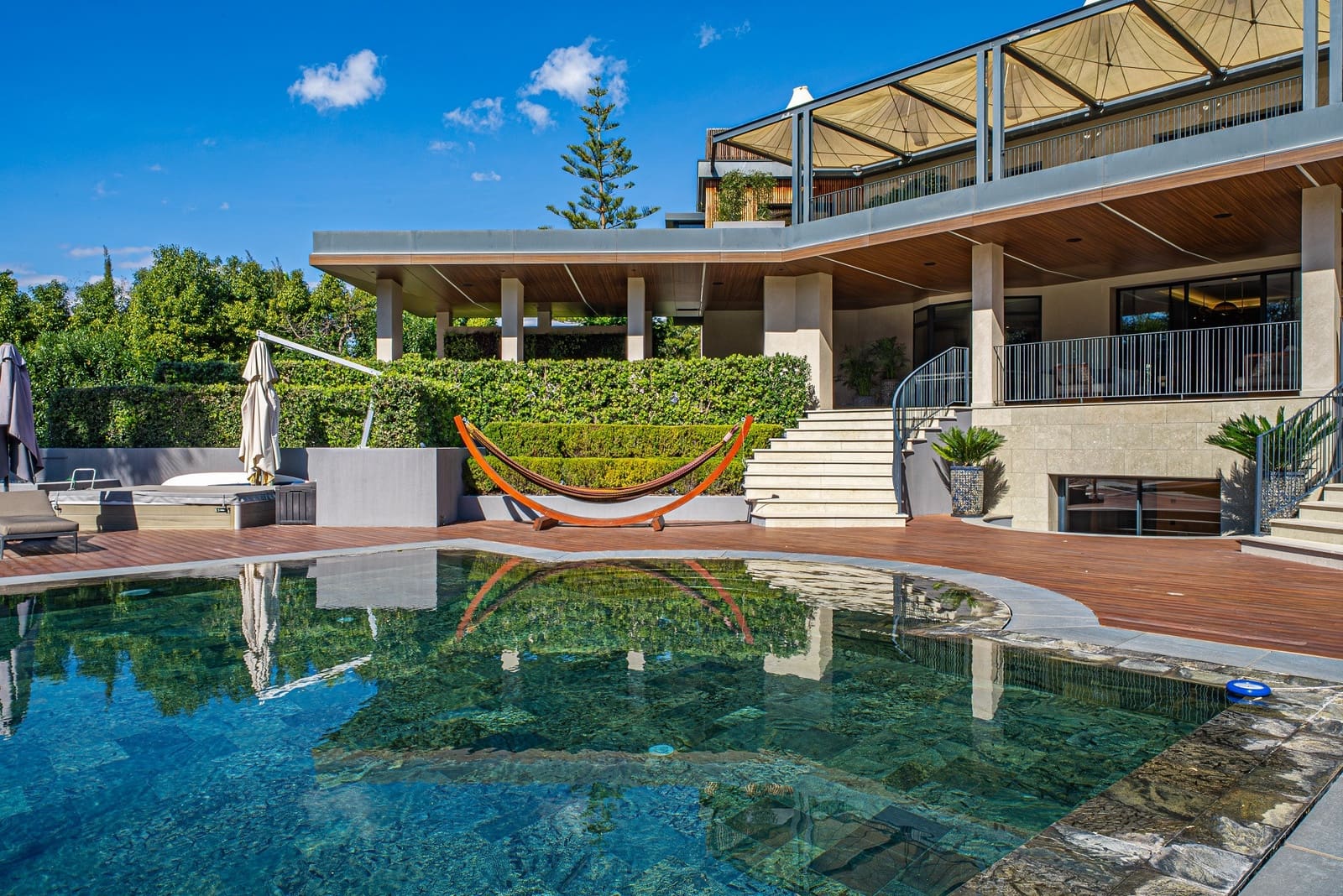 10 slaapkamer Villa te koop in Guadalmina met zwembad garage - € 11.500.000 (Ref: 9059588)