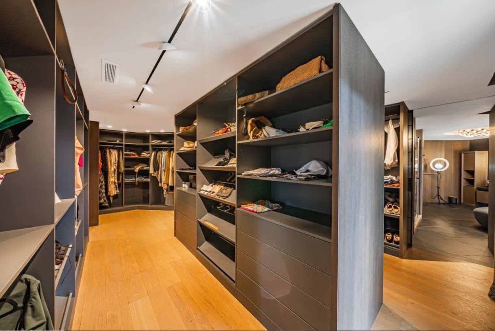 10 slaapkamer Villa te koop in Guadalmina met zwembad garage - € 11.500.000 (Ref: 9059588)