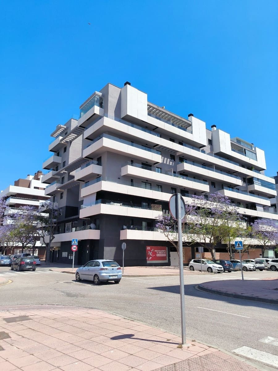 3 slaapkamer Penthouse te koop in Estepona met garage - € 580.000 (Ref: 9073552)