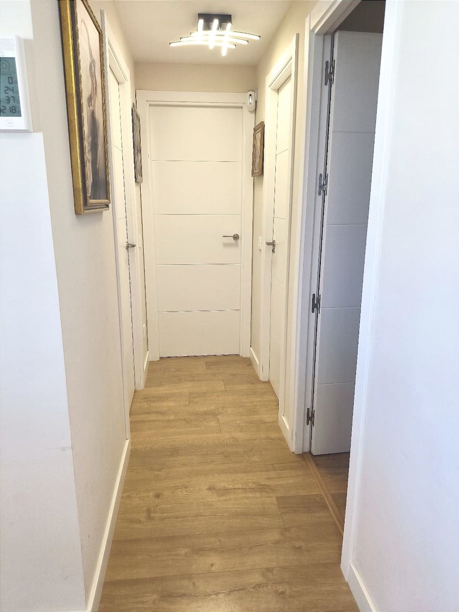 3 slaapkamer Penthouse te koop in Estepona met garage - € 580.000 (Ref: 9073552)