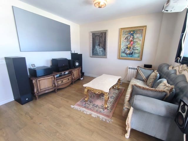 3 slaapkamer Penthouse te koop in Centro, Estepona met garage - € 580.000 (Ref: 9073552)