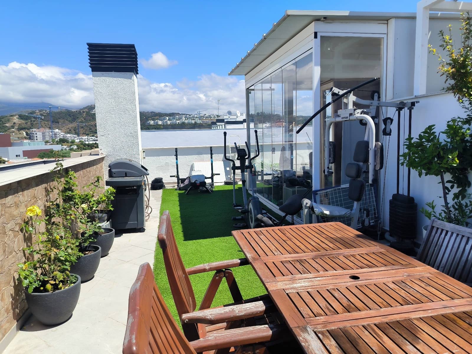 3 slaapkamer Penthouse te koop in Estepona met garage - € 580.000 (Ref: 9073552)