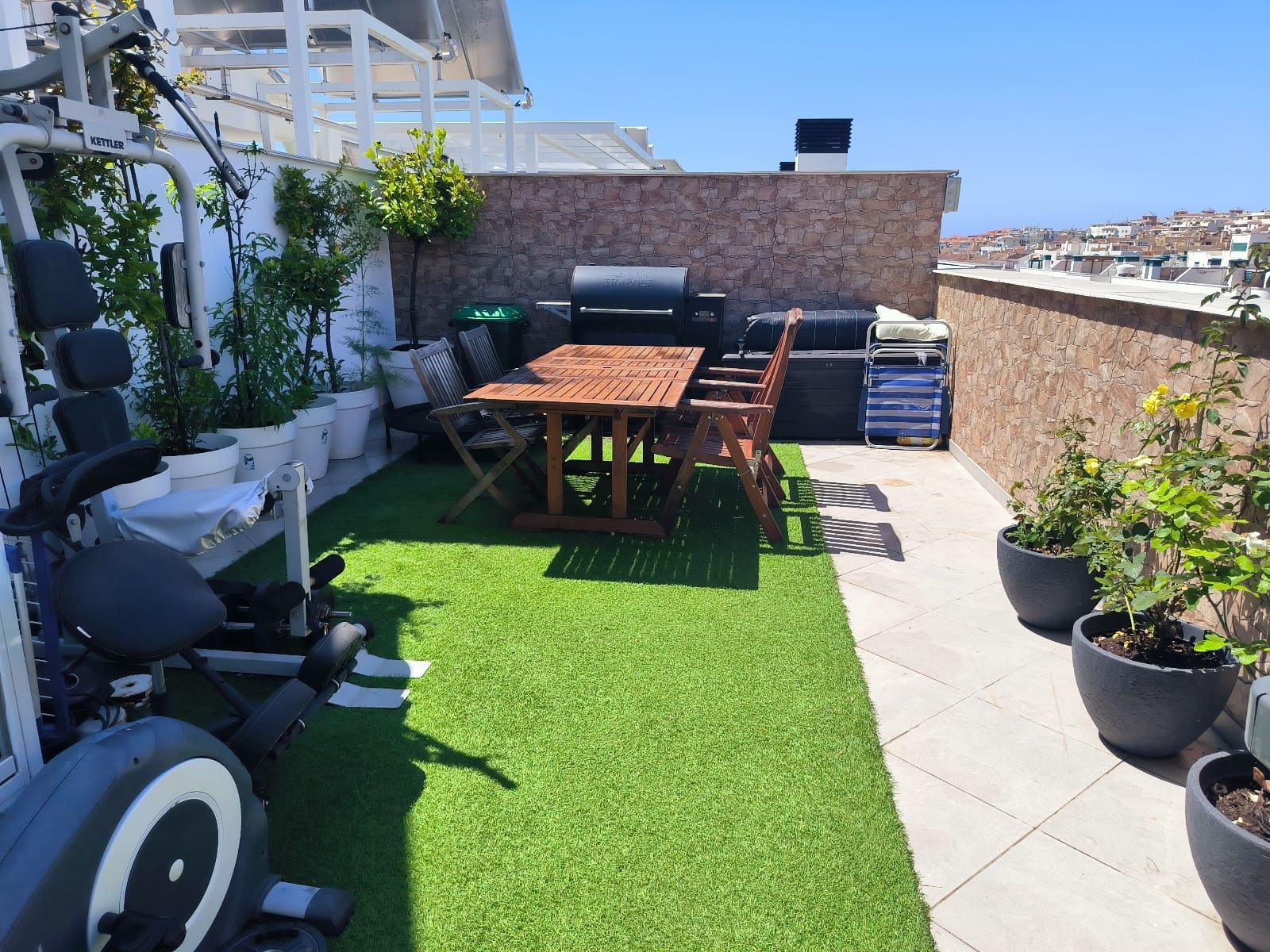 3 slaapkamer Penthouse te koop in Estepona met garage - € 580.000 (Ref: 9073552)