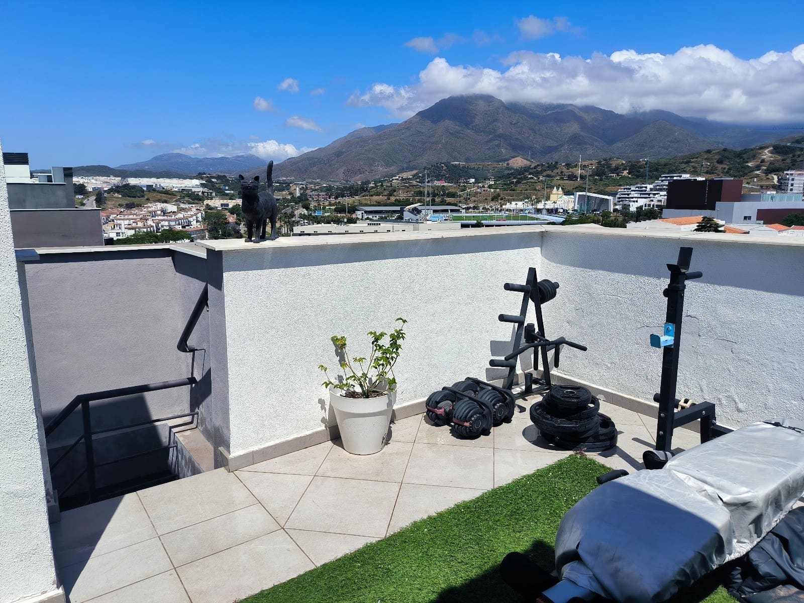 3 slaapkamer Penthouse te koop in Estepona met garage - € 580.000 (Ref: 9073552)