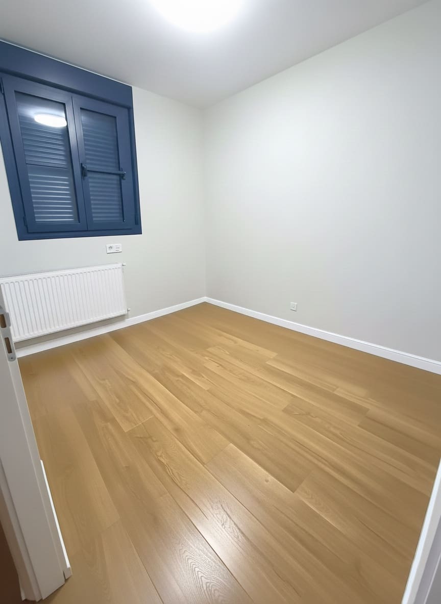 3 bedroom Penthouse for sale in Estepona with garage - € 580,000 (Ref: 9073552)