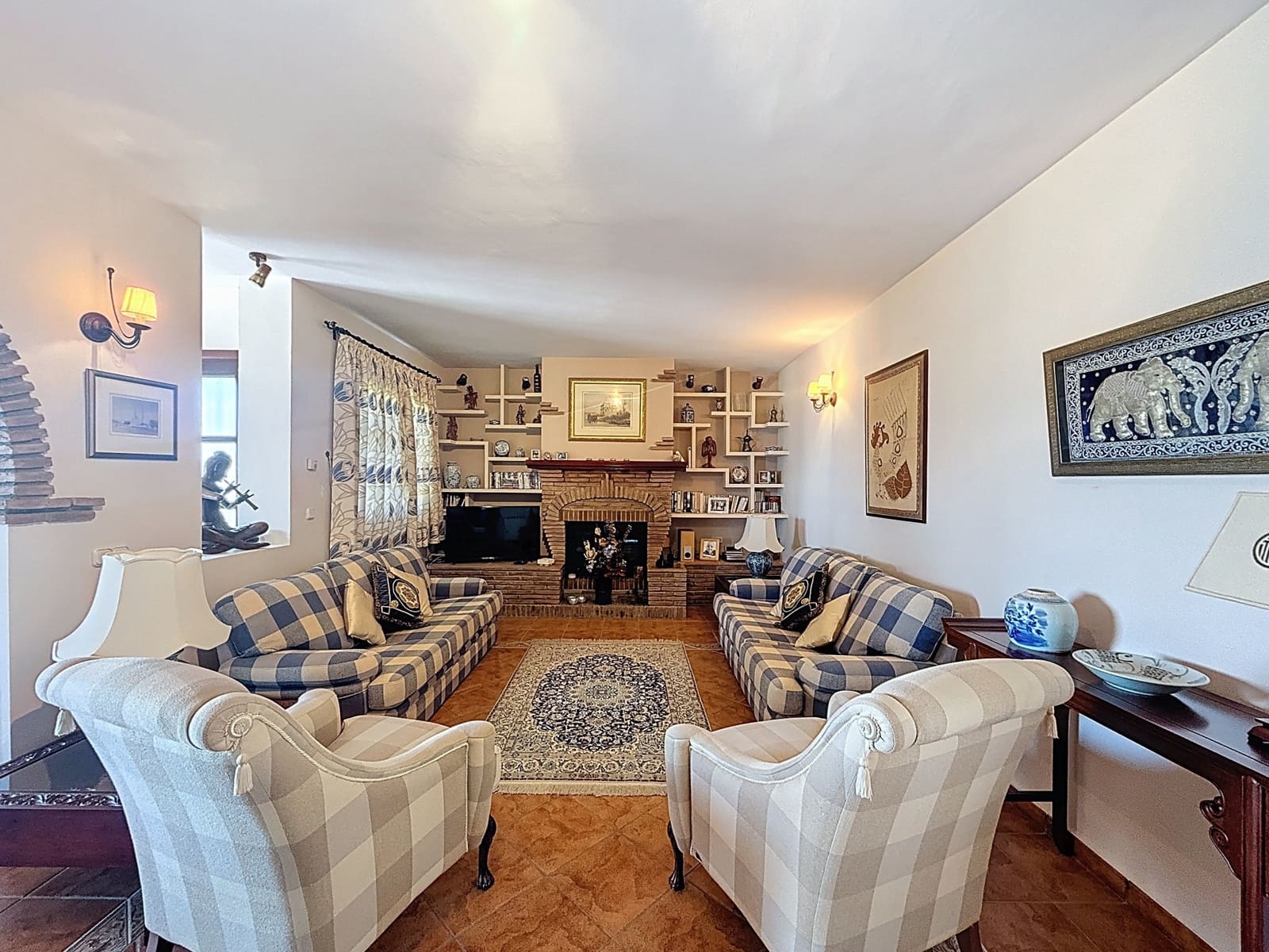 6 bedroom Finca/Country House for sale in Estepona with pool garage - € 1,150,000 (Ref: 9108876)