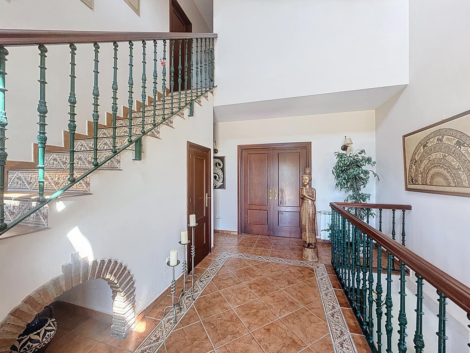 6 bedroom Finca/Country House for sale in Estepona with pool garage - € 1,150,000 (Ref: 9108876)