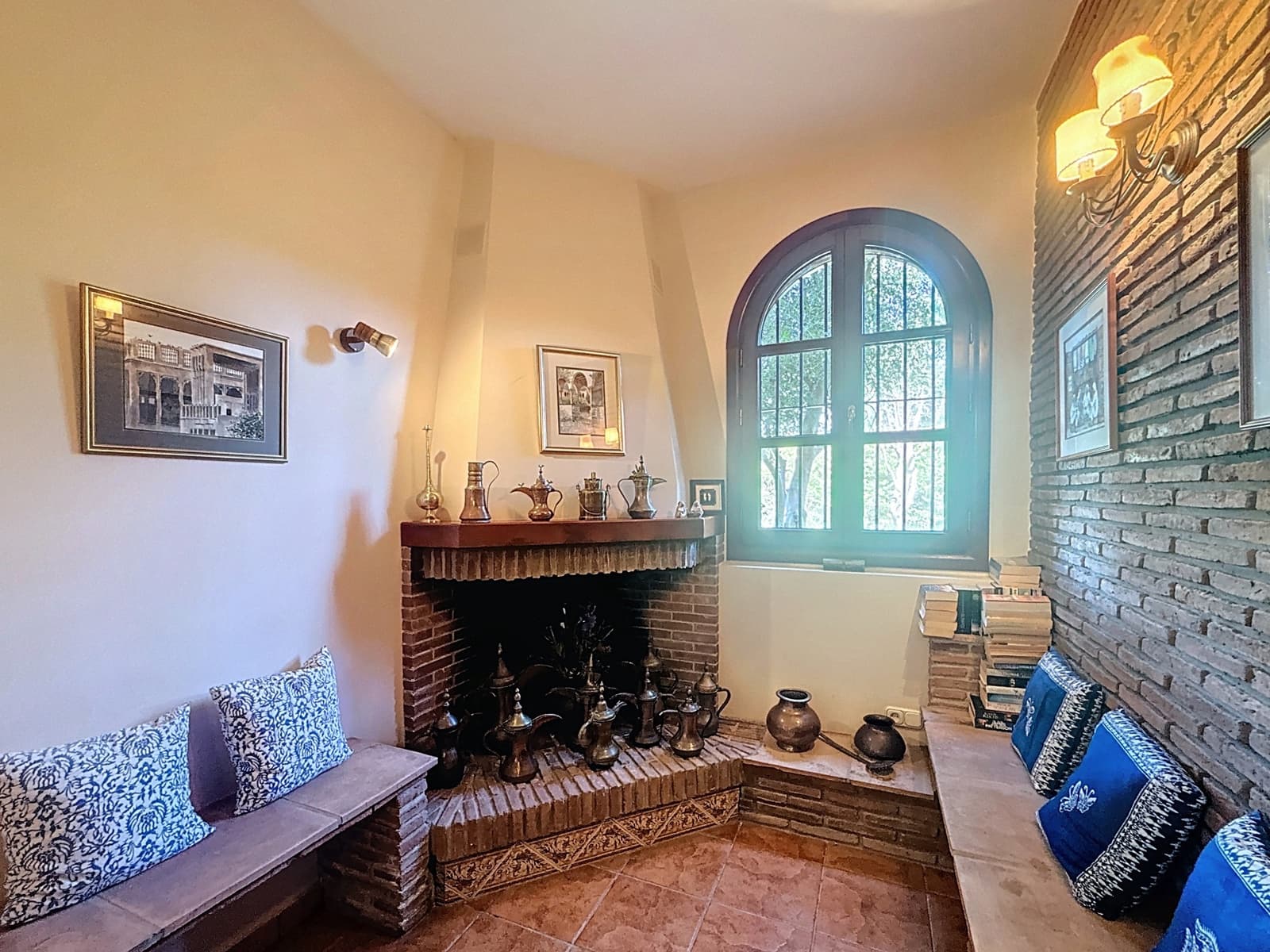 6 bedroom Finca/Country House for sale in Estepona with pool garage - € 1,150,000 (Ref: 9108876)