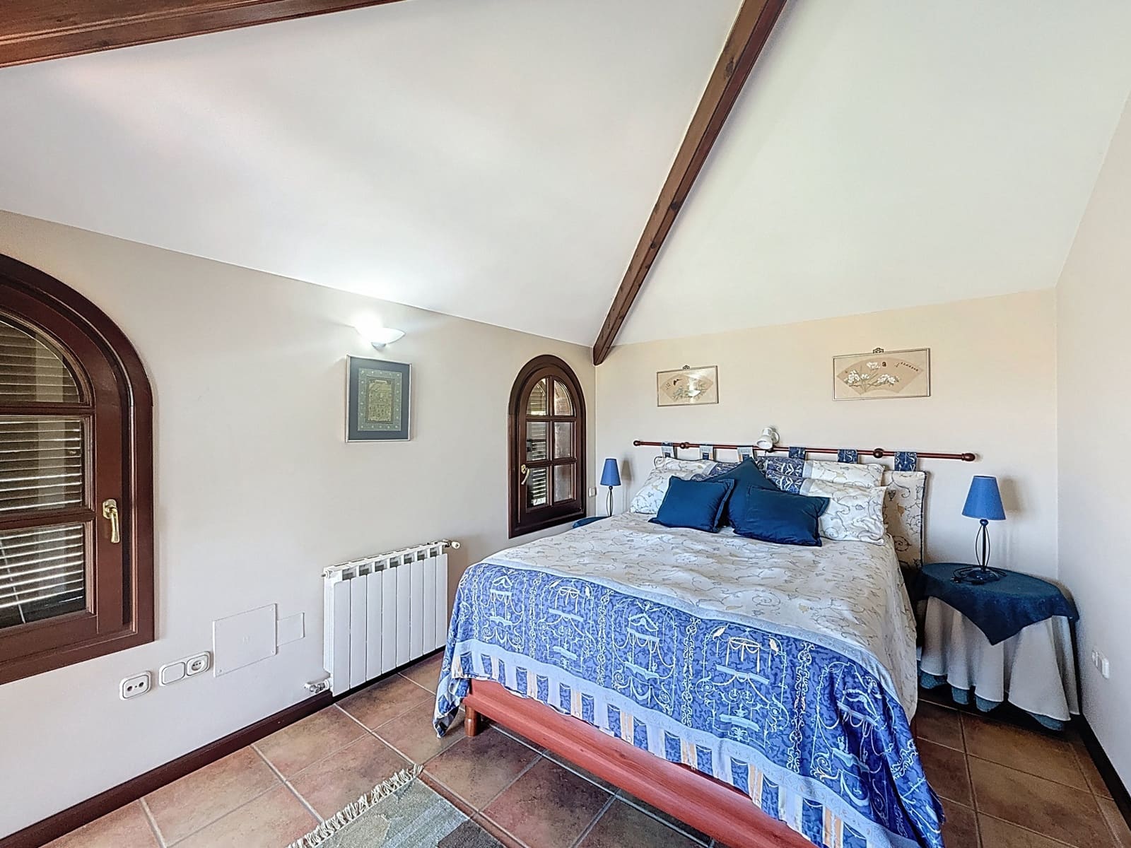 6 bedroom Finca/Country House for sale in Estepona with pool garage - € 1,150,000 (Ref: 9108876)