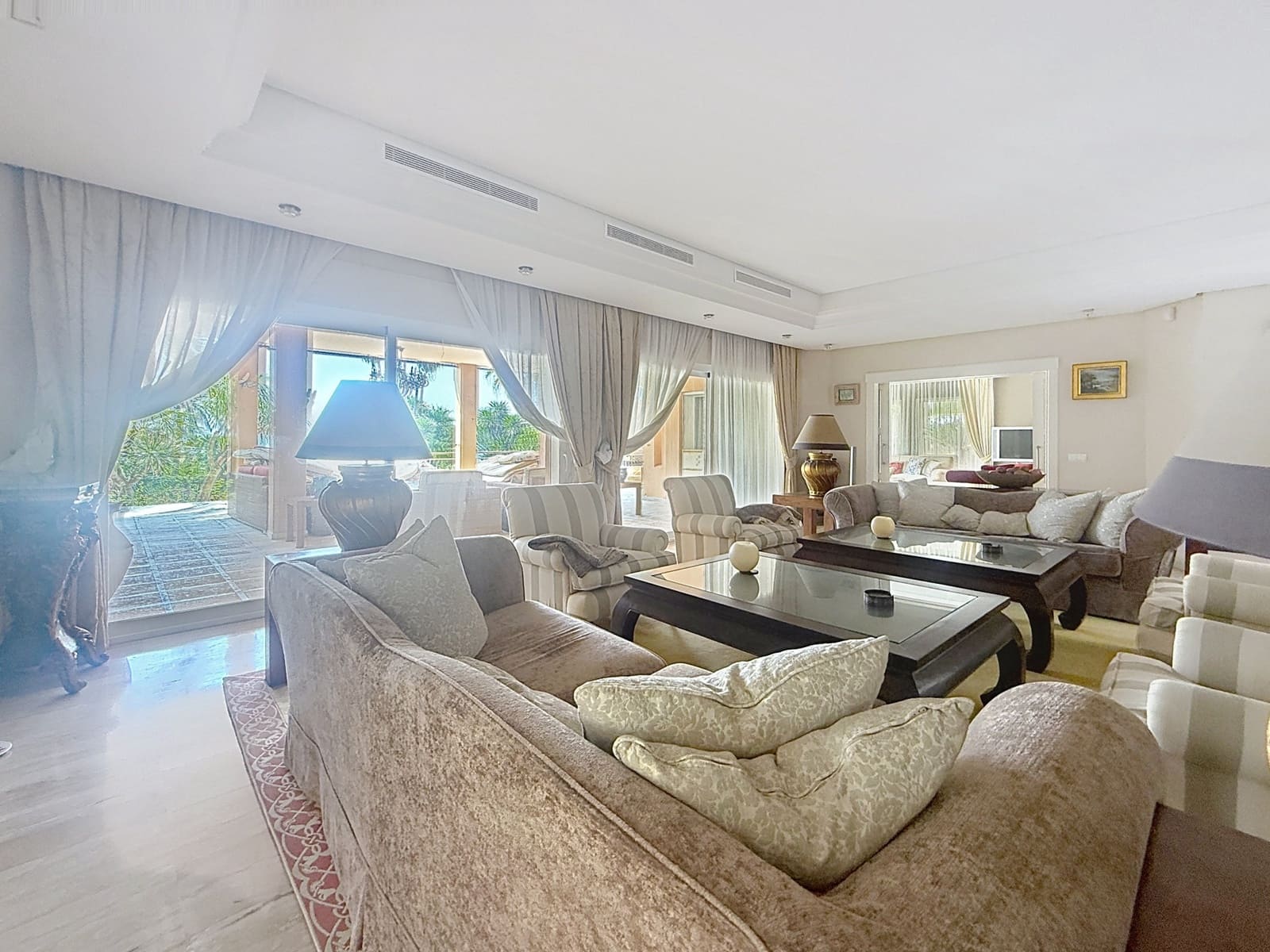 Chalet de 8 habitaciones en New Golden Mile en venta con piscina garaje - 7.500.000 € (Ref: 9114292)