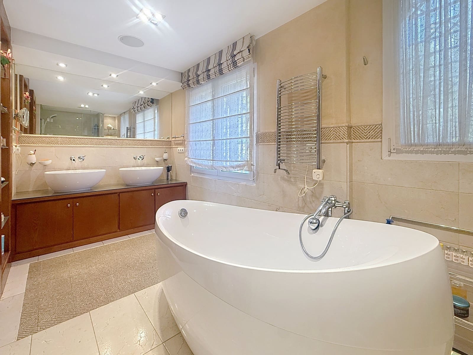 Chalet de 8 habitaciones en New Golden Mile en venta con piscina garaje - 7.500.000 € (Ref: 9114292)