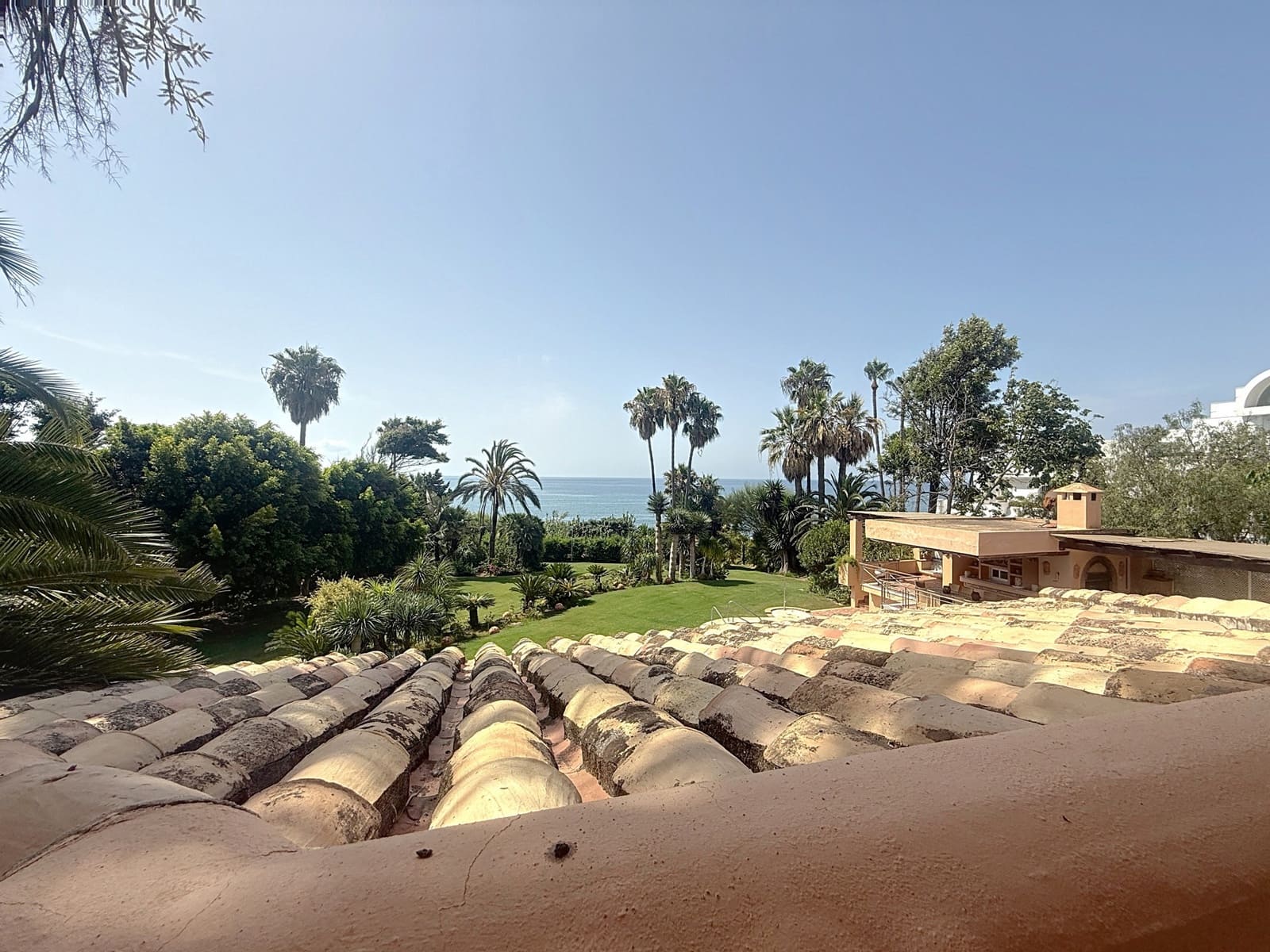 Chalet de 8 habitaciones en New Golden Mile en venta con piscina garaje - 7.500.000 € (Ref: 9114292)