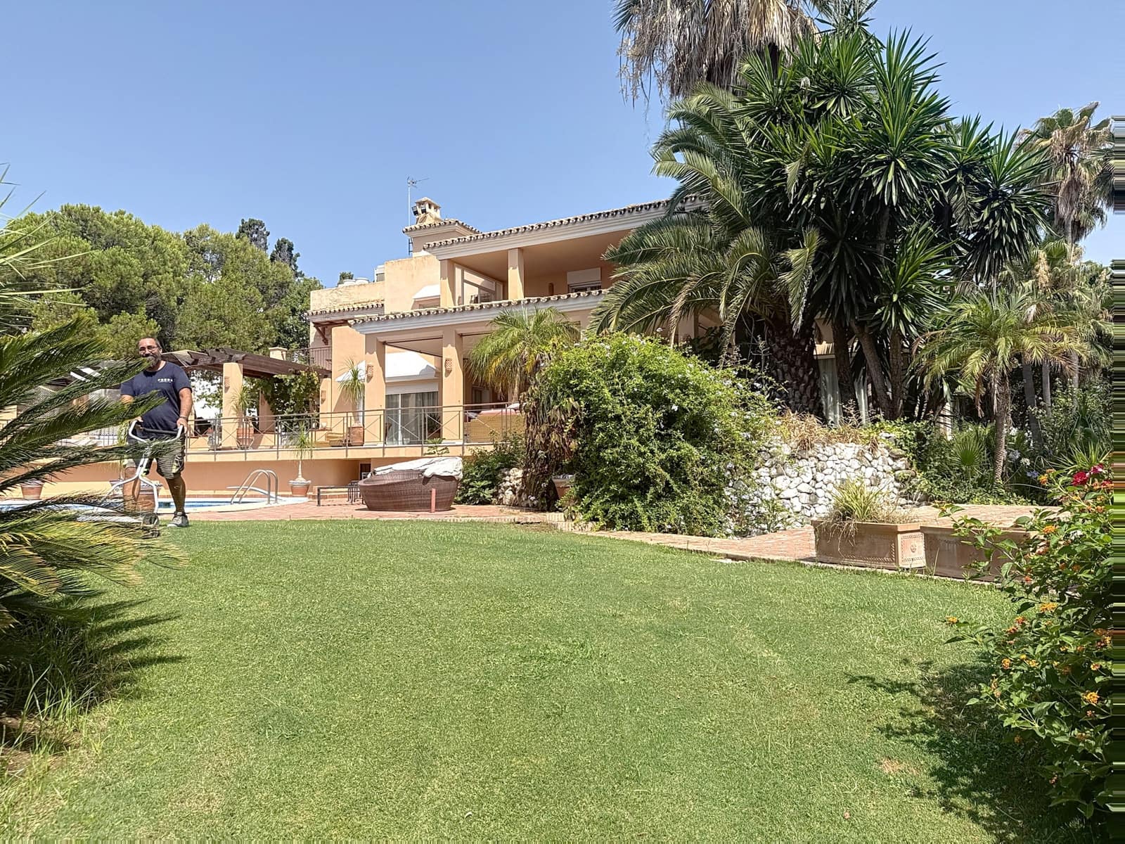 Chalet de 8 habitaciones en New Golden Mile en venta con piscina garaje - 7.500.000 € (Ref: 9114292)