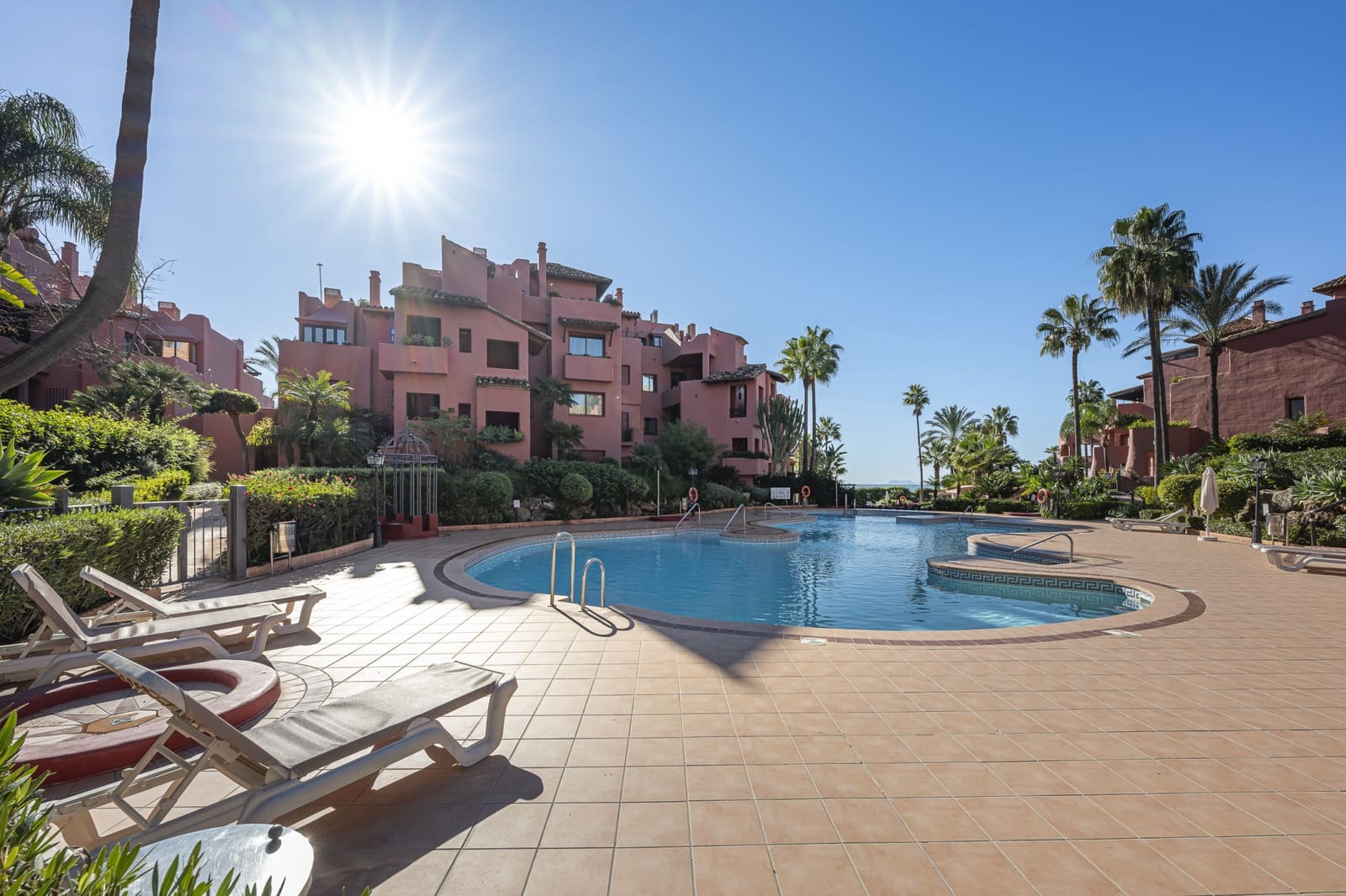 3 camera da letto Appartamento in vendita in New Golden Mile con piscina garage - 2.350.000 € (Rif: 9132558)