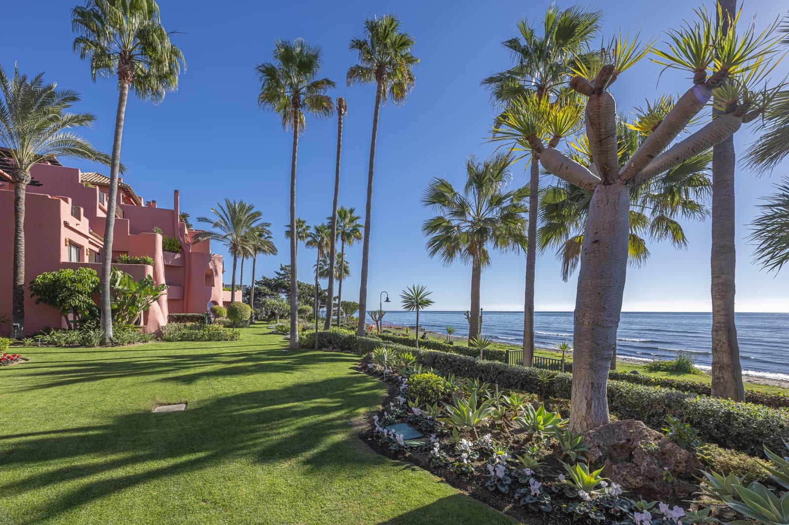 3 camera da letto Appartamento in vendita in New Golden Mile con piscina garage - 2.350.000 € (Rif: 9132558)