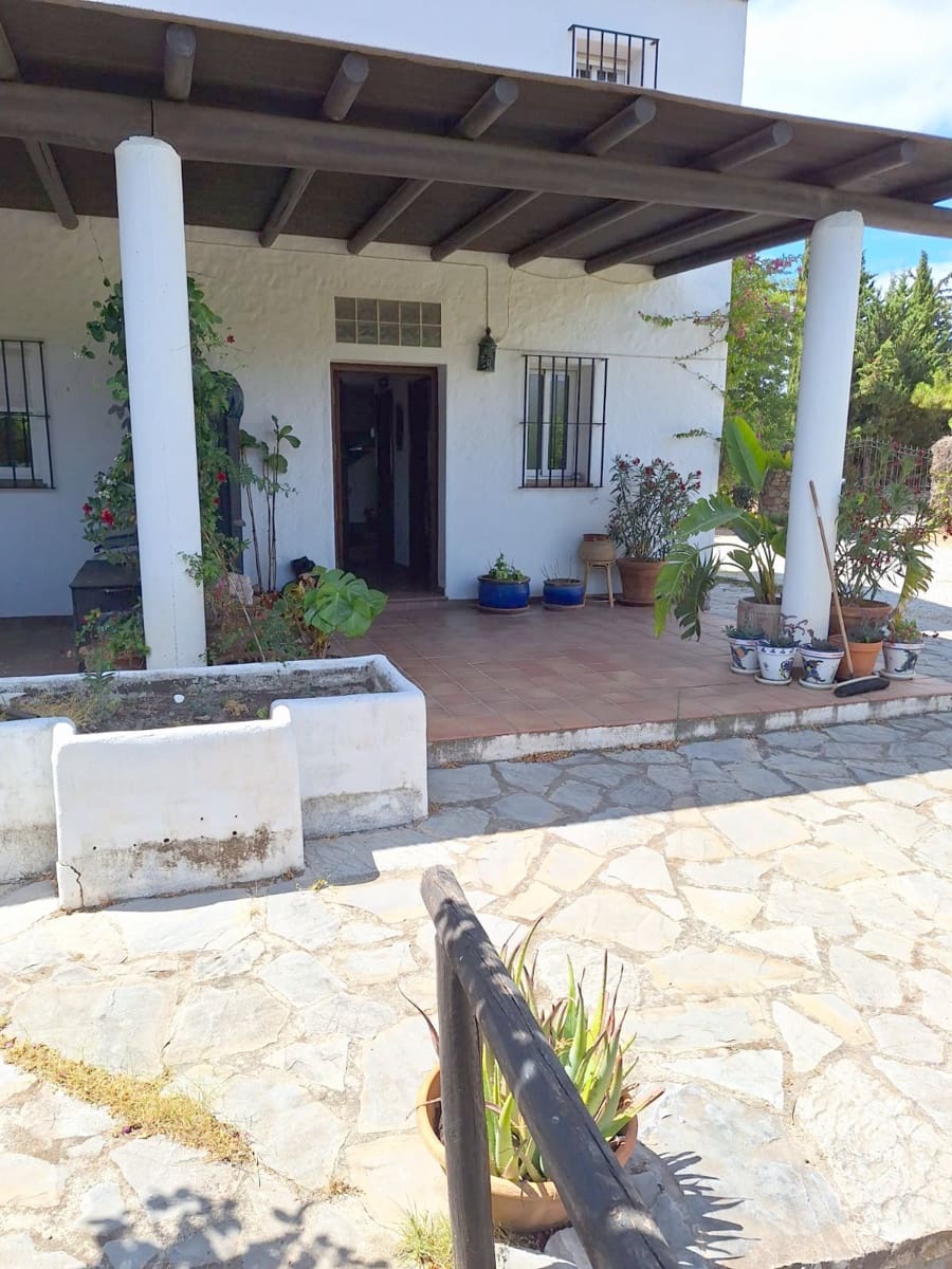 4 soverom Finca/Herregård til salgs i El Padron med svømmebasseng garasje - € 1 200 000 (Ref: 9137313)