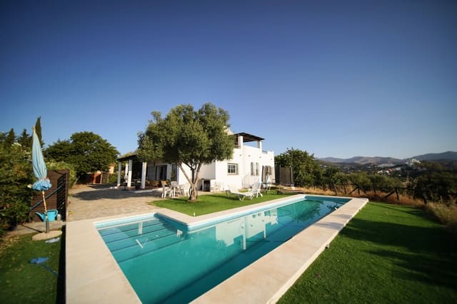 4 soverom Finca/Herregård til salgs i El Padrón, Estepona med svømmebasseng garasje - € 1 200 000 (Ref: 9137313)