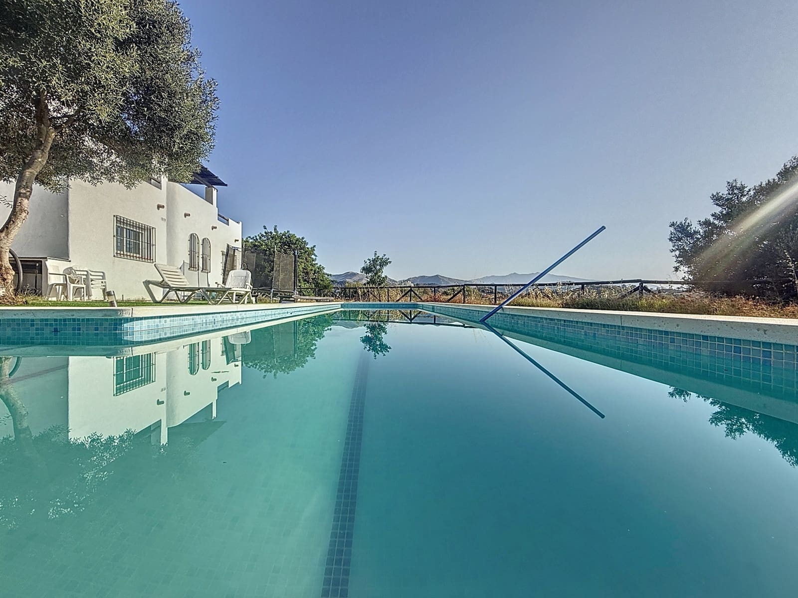4 soverom Finca/Herregård til salgs i El Padron med svømmebasseng garasje - € 1 200 000 (Ref: 9137313)