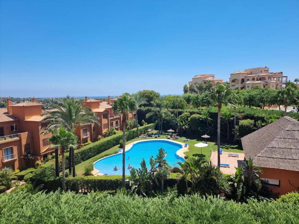 2 quarto Apartamento para venda em Estepona com piscina garagem - 530 000 € (Ref: 9143129)