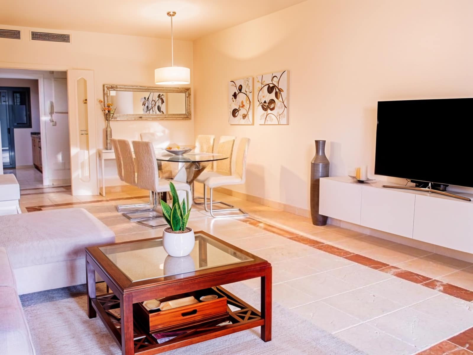 2 quarto Apartamento para venda em Estepona com piscina garagem - 530 000 € (Ref: 9143129)