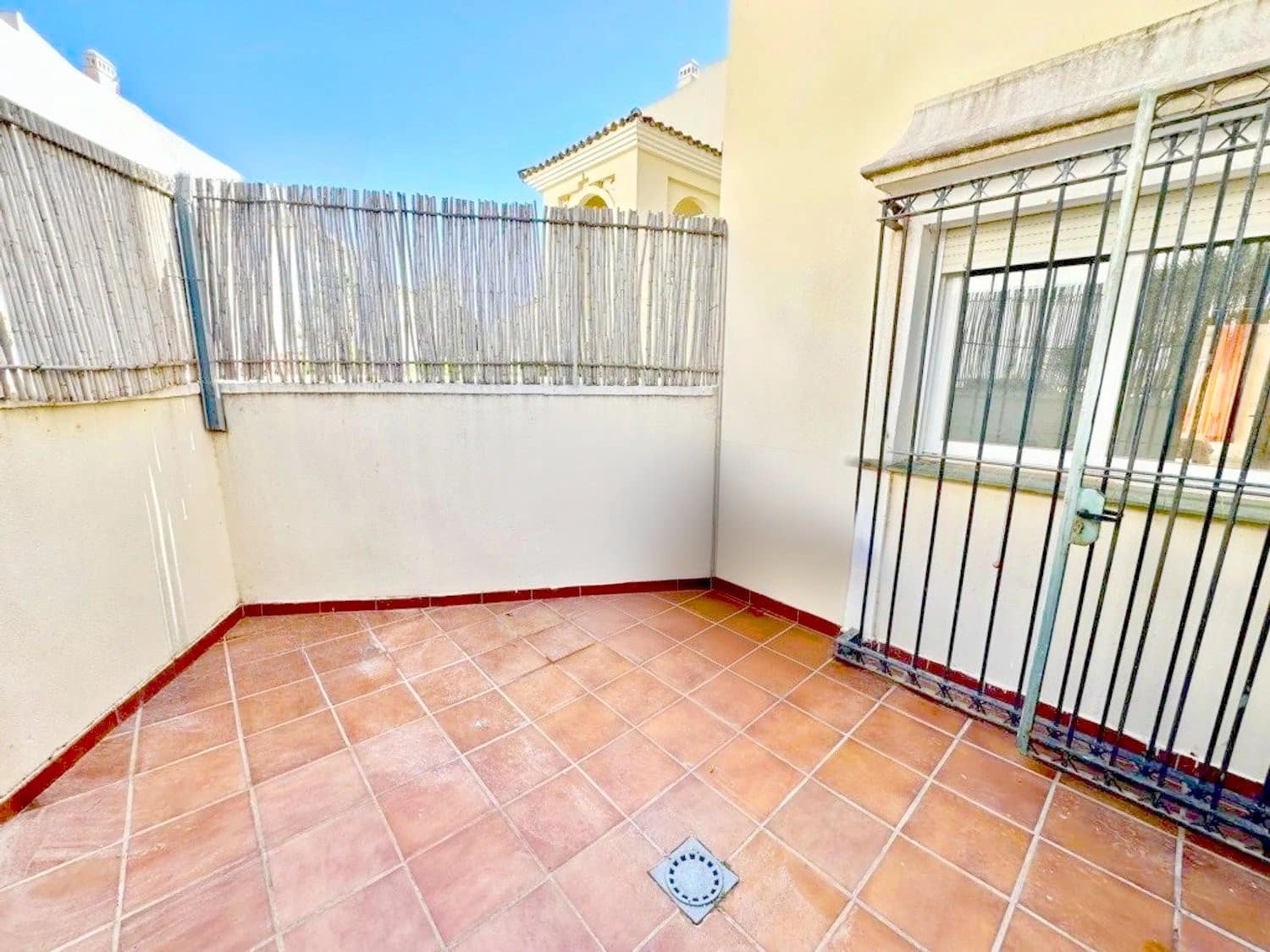 3 soveværelse Lejlighed til salg i Bahia de Casares med swimmingpool garage - € 306.000 (Ref: 9147352)