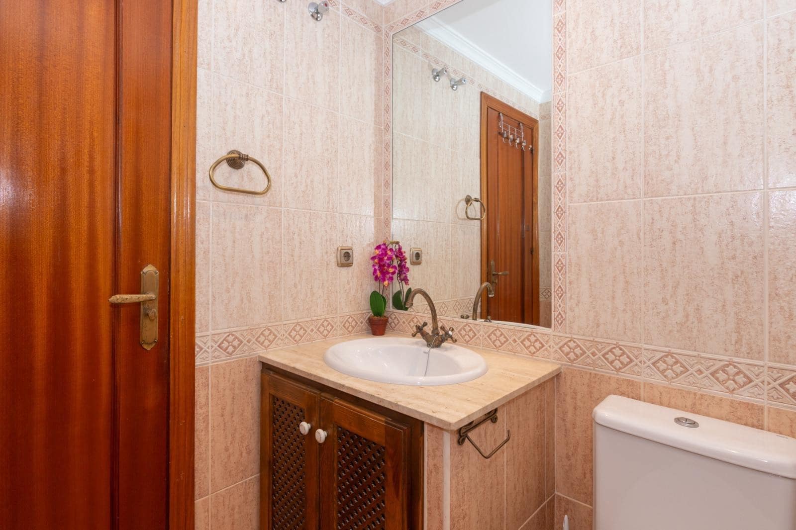 4 Zimmer Apartment zu verkaufen in Estepona mit Pool - 399.000 € (Ref: 9161184)