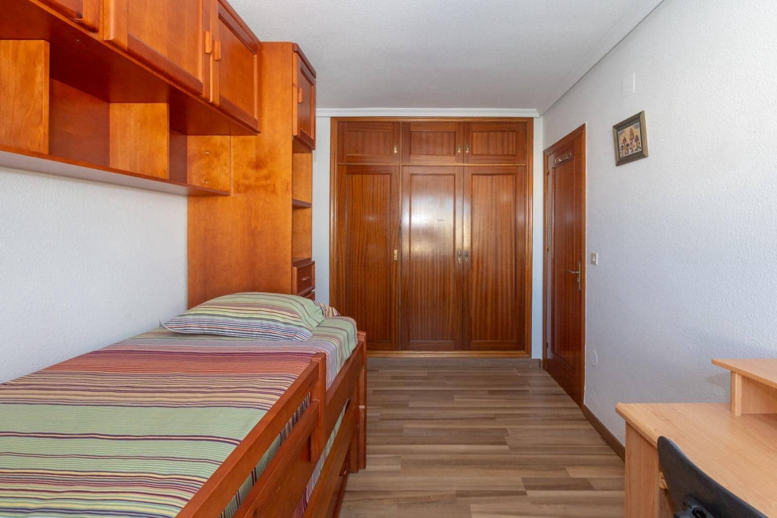 4 Zimmer Apartment zu verkaufen in Estepona mit Pool - 399.000 € (Ref: 9161184)