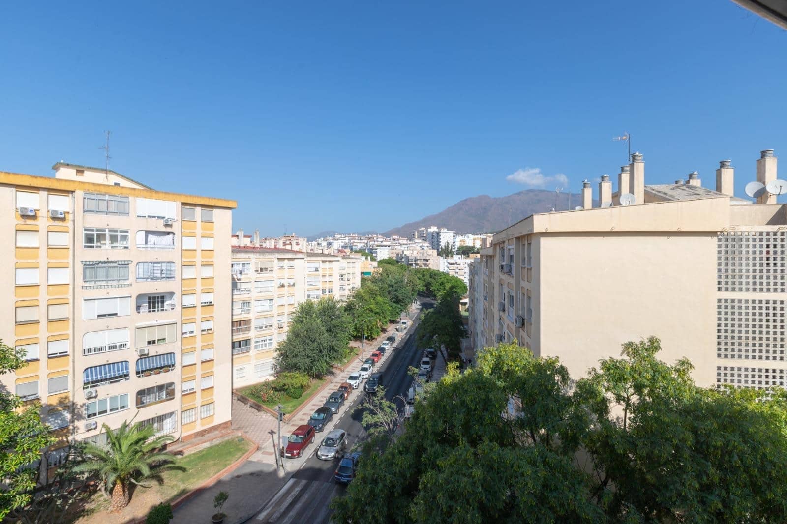 4 Zimmer Apartment zu verkaufen in Estepona mit Pool - 399.000 € (Ref: 9161184)