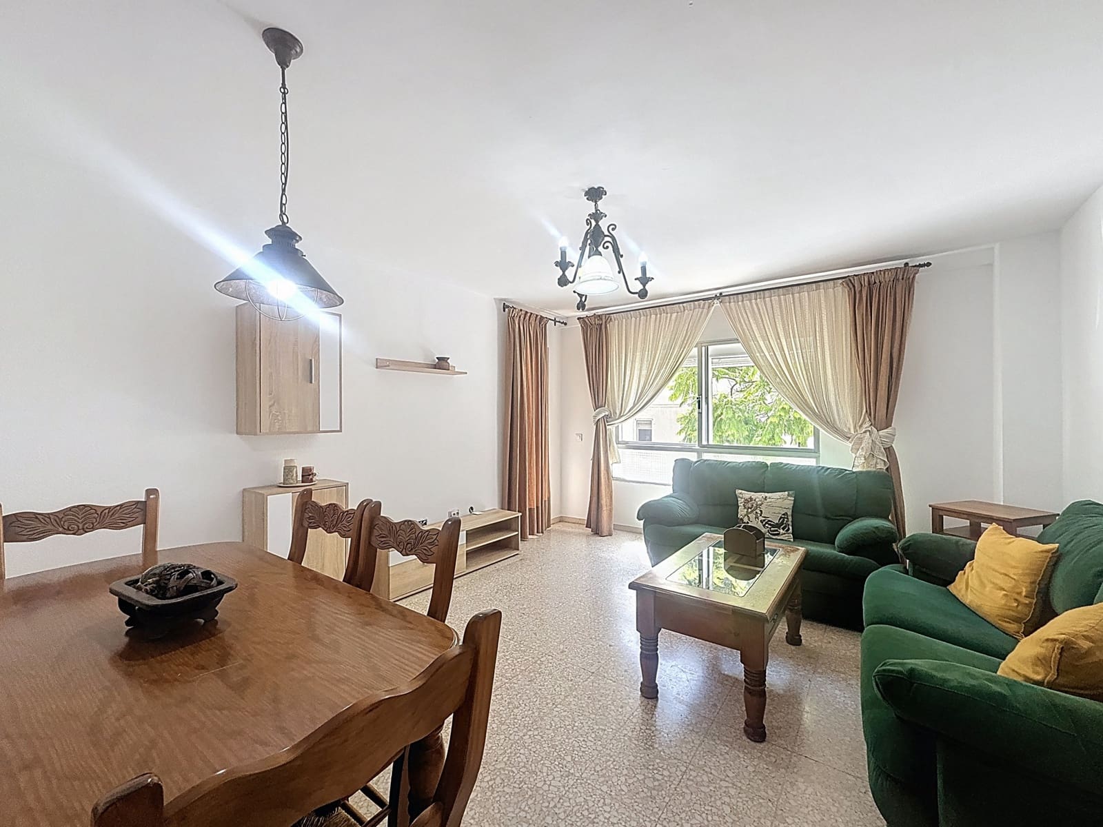 4 makuuhuone Huoneisto myytävänä paikassa Estepona - 296 900 € (Ref: 9161185)
