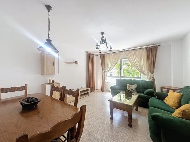 4 chambre Appartement à vendre à Huerta Nueva, Estepona - 296 900 € (Ref: 9161185)