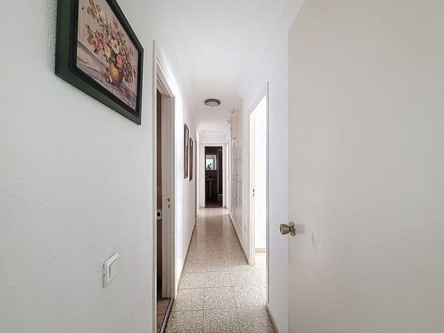 4 chambre Appartement à vendre à Huerta Nueva, Estepona - 296 900 € (Ref: 9161185)