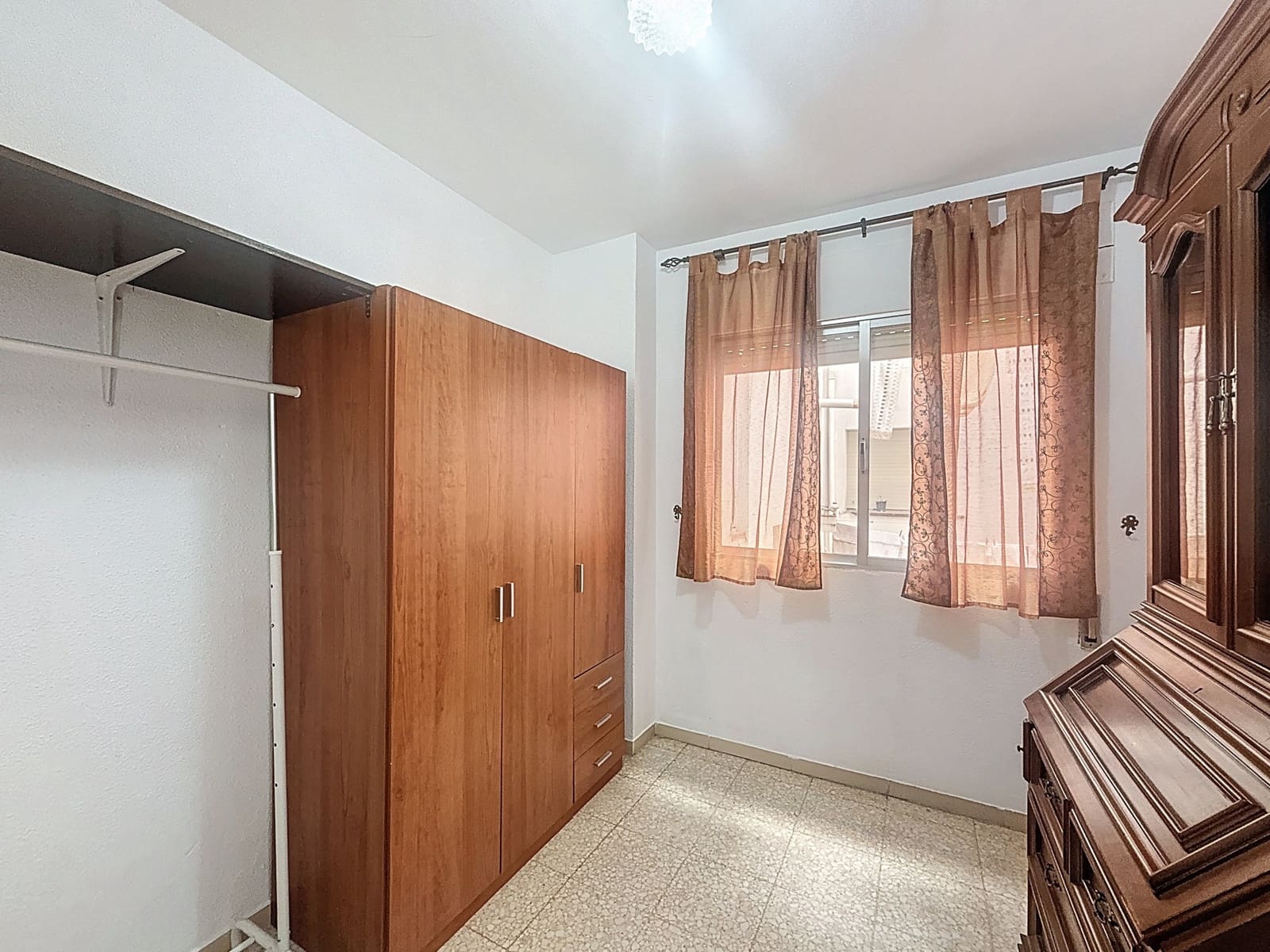 4 makuuhuone Huoneisto myytävänä paikassa Estepona - 296 900 € (Ref: 9161185)