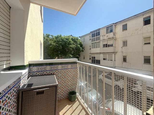 4 chambre Appartement à vendre à Huerta Nueva, Estepona - 296 900 € (Ref: 9161185)