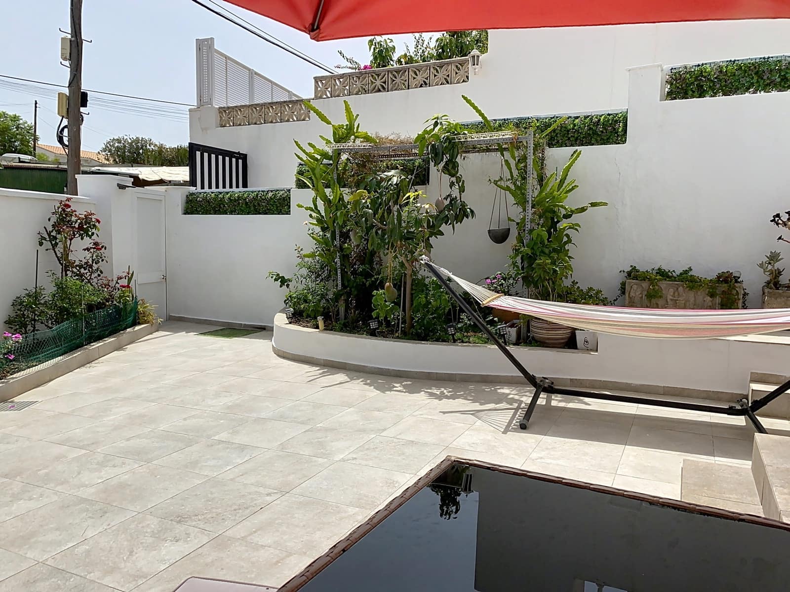 Pareado de 3 habitaciones en El Padrón en venta con piscina - 370.000 € (Ref: 9165926)