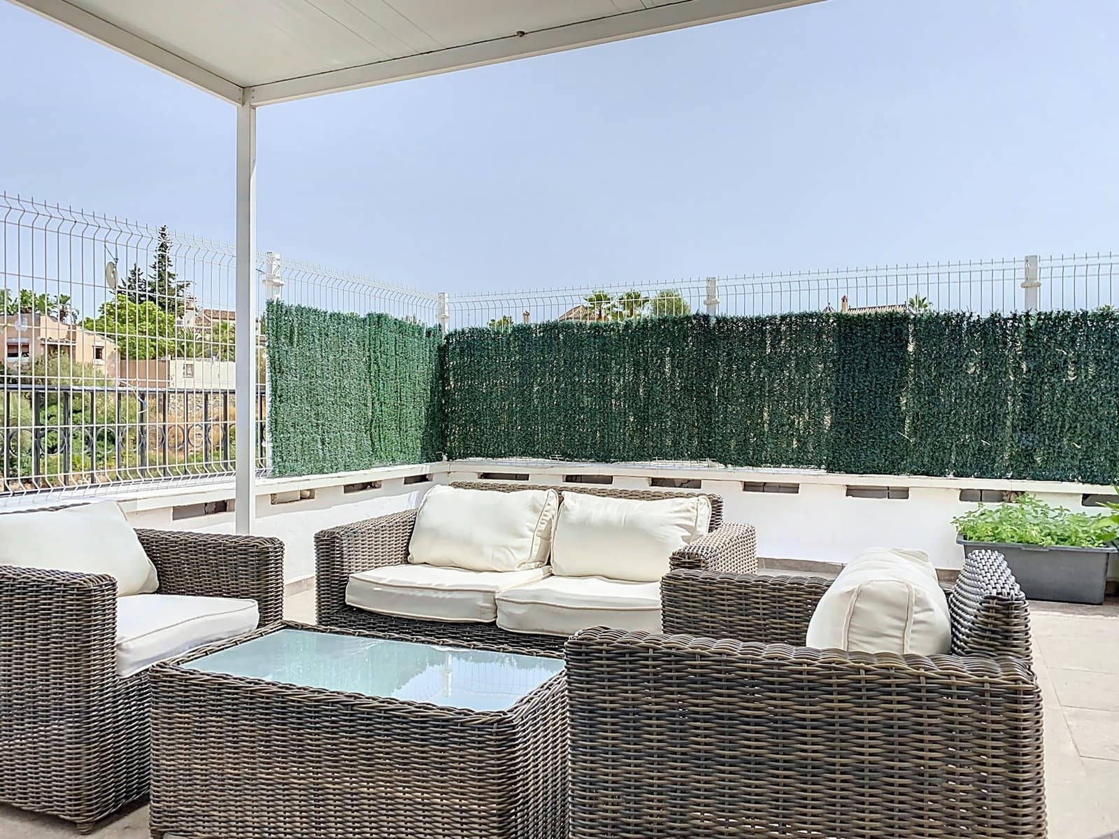 Pareado de 3 habitaciones en El Padrón en venta con piscina - 370.000 € (Ref: 9165926)