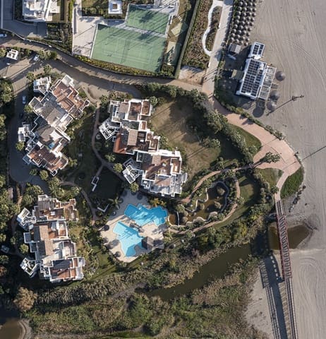 3 bedroom Apartment for sale in Estepona with pool garage - € 1,995,000 (Ref: 9191269)