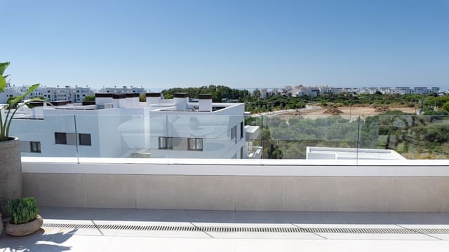 3 soverom Penthouse til salgs i Estepona med svømmebasseng garasje - € 739 000 (Ref: 9193942)