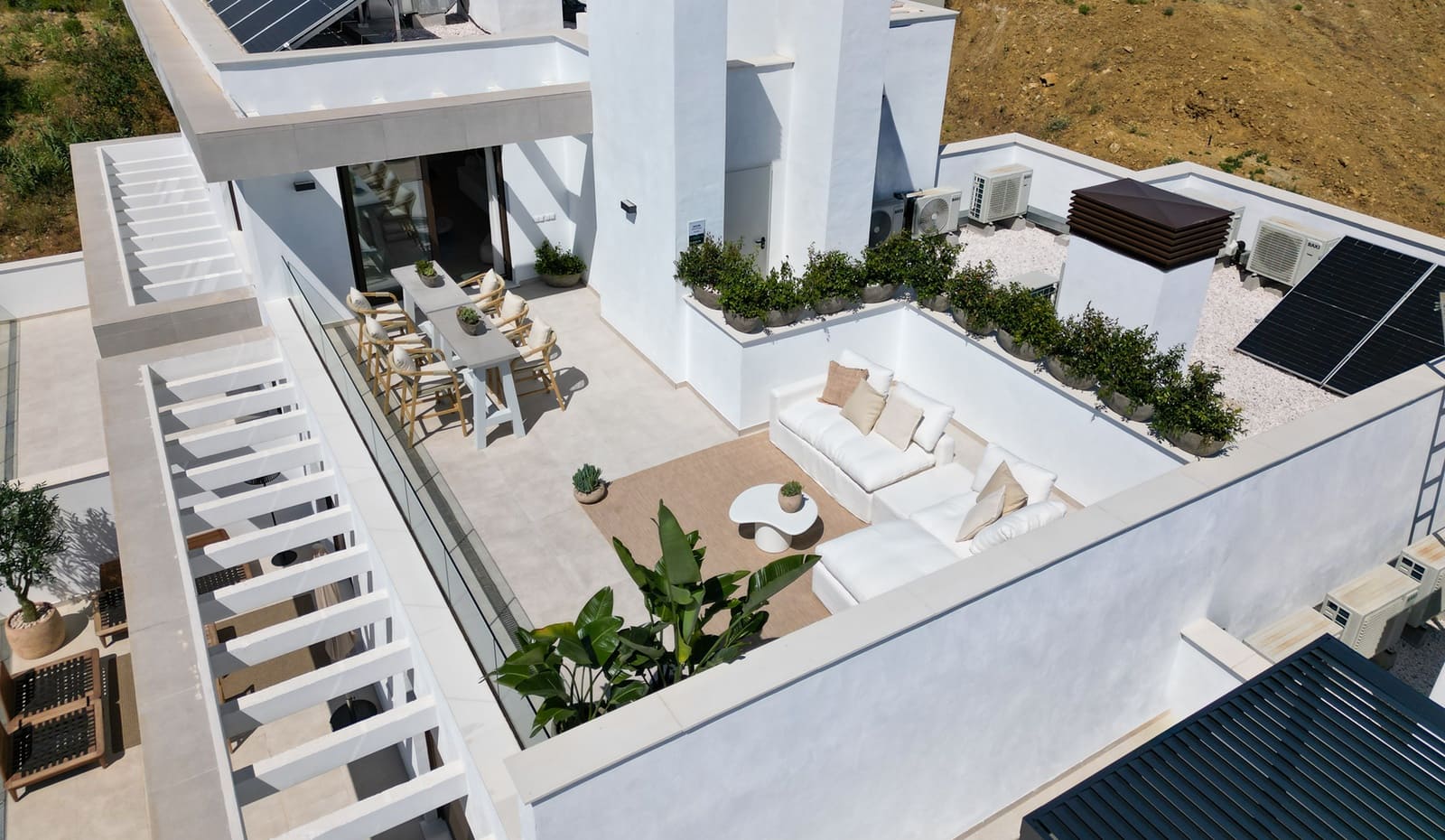 3 soverom Penthouse til salgs i Estepona med svømmebasseng garasje - € 739 000 (Ref: 9193942)