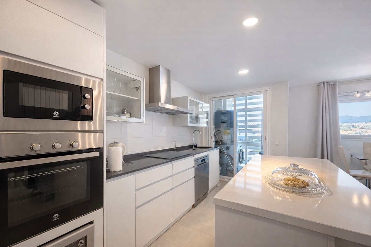 3 camera da letto Attico in vendita in Estepona con piscina garage - 849.995 € (Rif: 9195737)