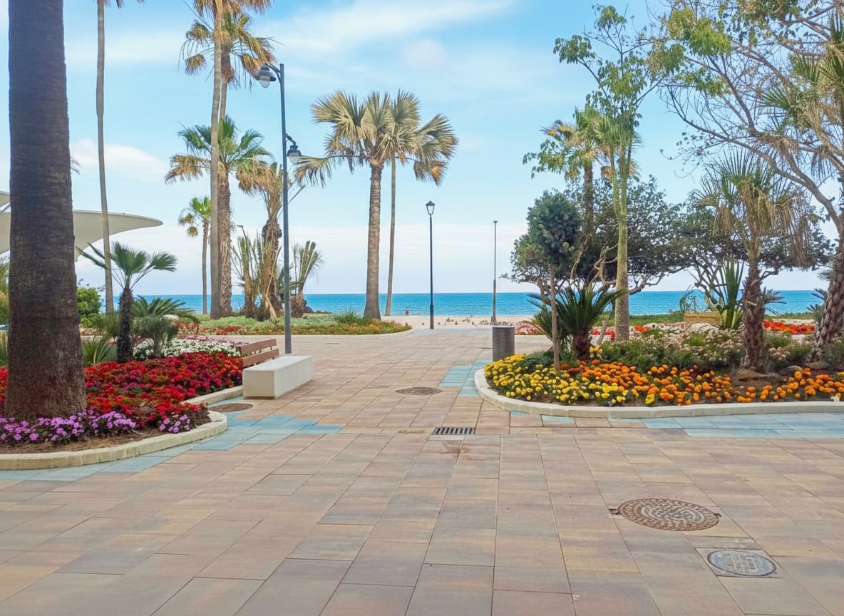 2 bedroom Apartment for sale in Estepona - € 492,000 (Ref: 9215249)