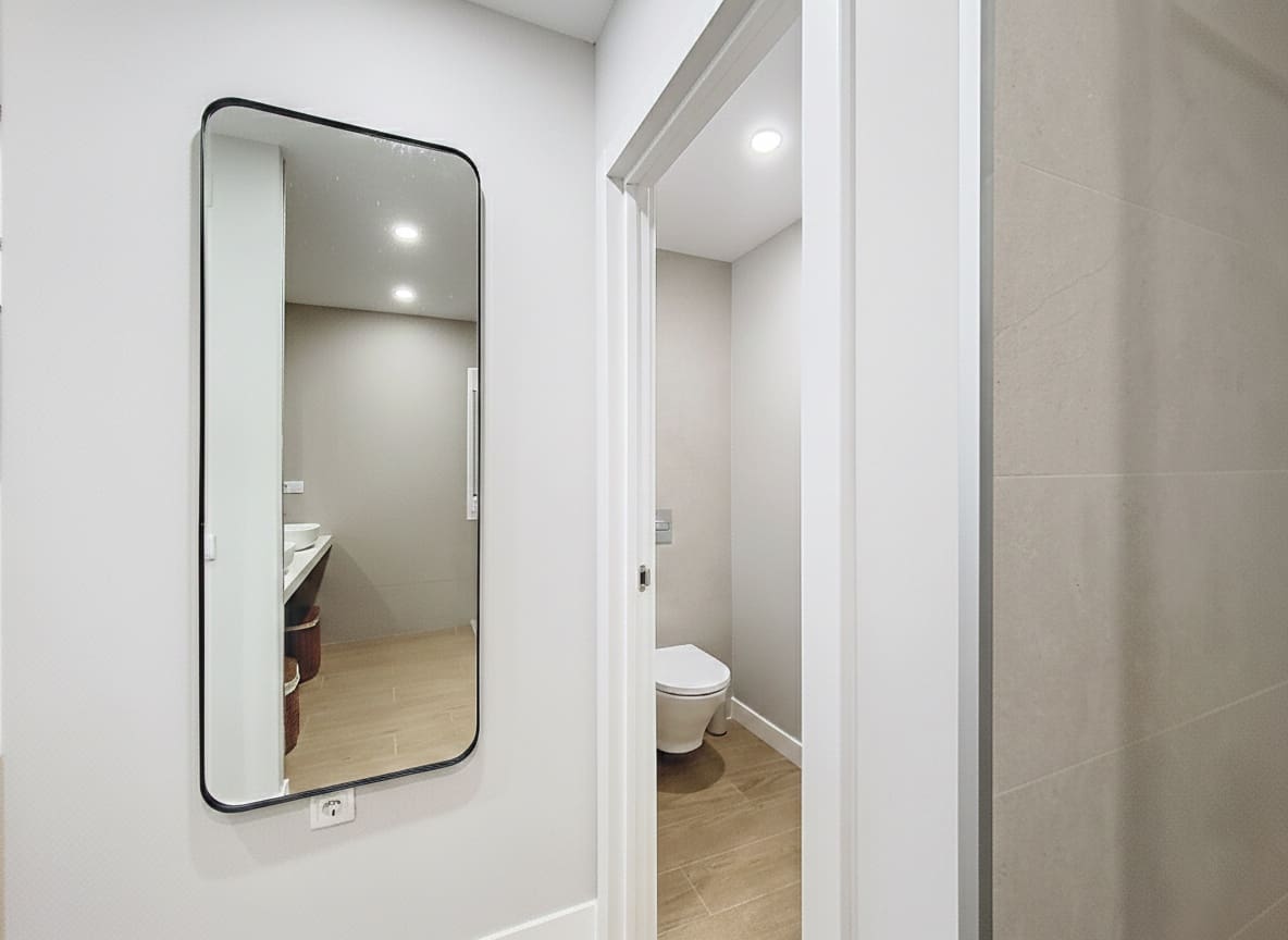 2 bedroom Apartment for sale in Estepona - € 492,000 (Ref: 9215249)