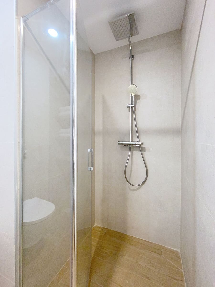 2 bedroom Apartment for sale in Estepona - € 492,000 (Ref: 9215249)