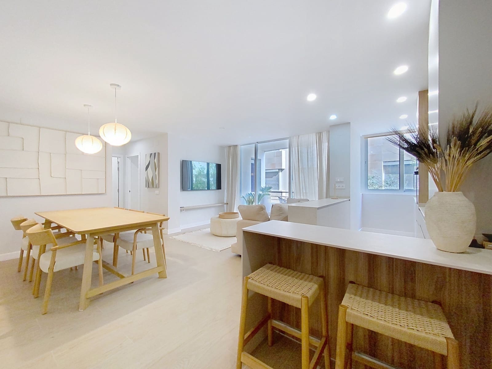 2 bedroom Apartment for sale in Estepona - € 492,000 (Ref: 9215249)